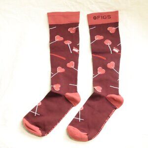 Figs Heart Print Knee-High Socks Size M Stylish Comfort Trendy Fashion